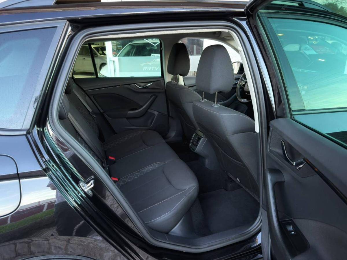 skoda-kamiq-2023-gasolina-999cc