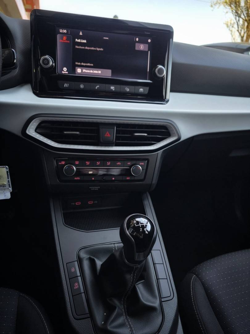 seat-ibiza-2023-gasolina-999cc