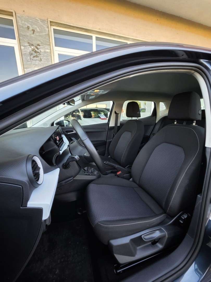 seat-ibiza-2023-gasolina-999cc