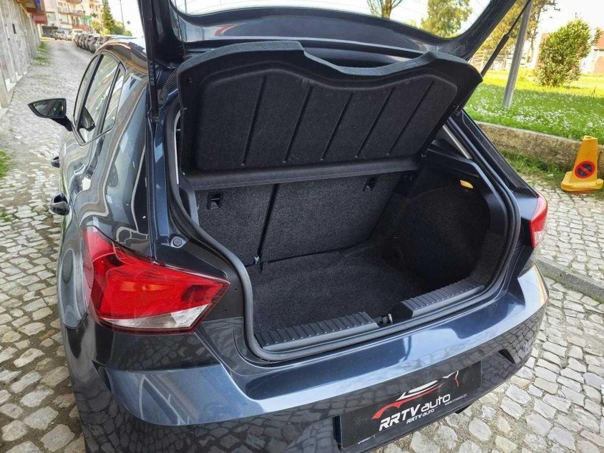 seat-ibiza-2023-gasolina-999cc