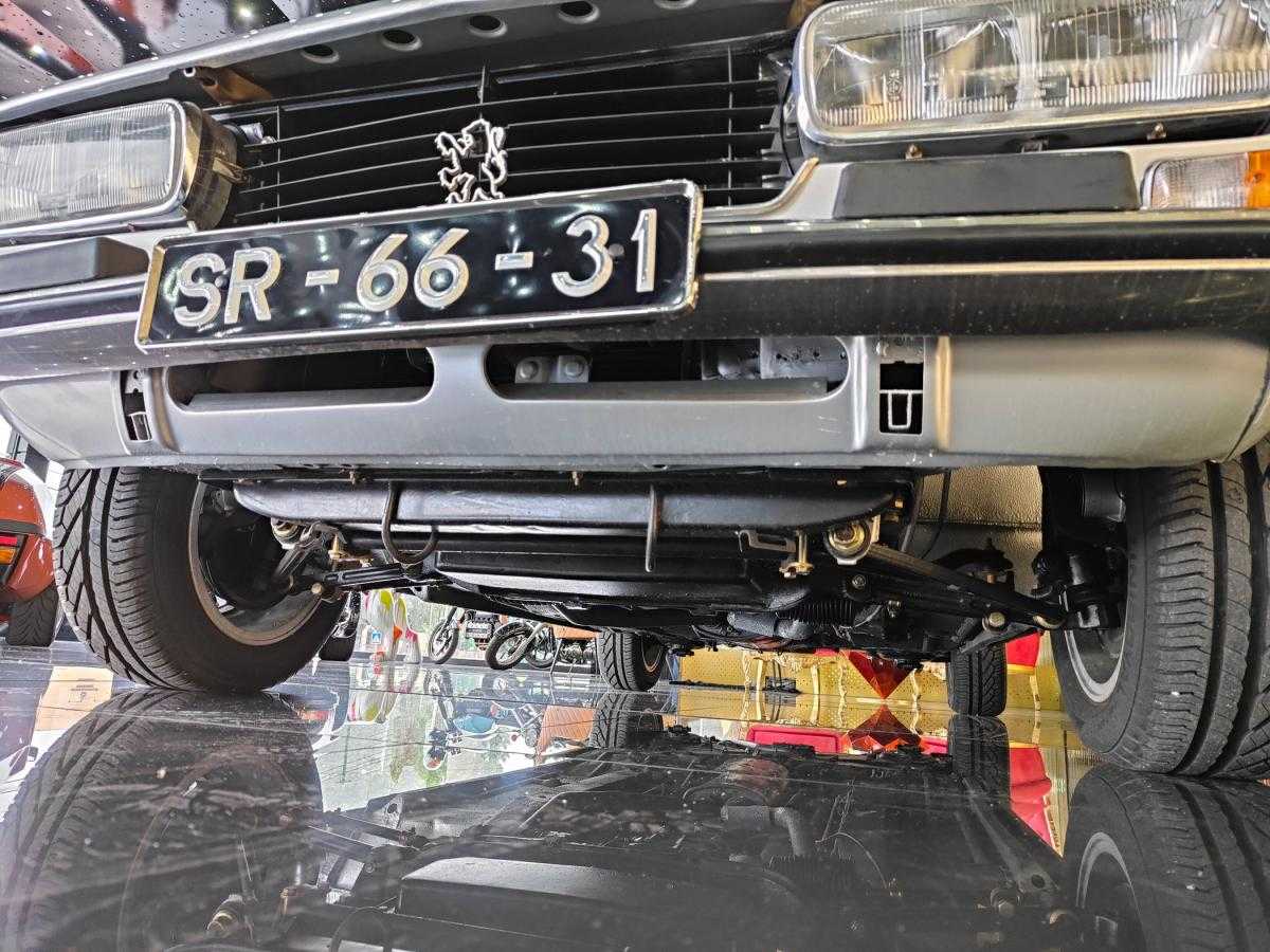 peugeot-504-1977-gasolina-2667cc