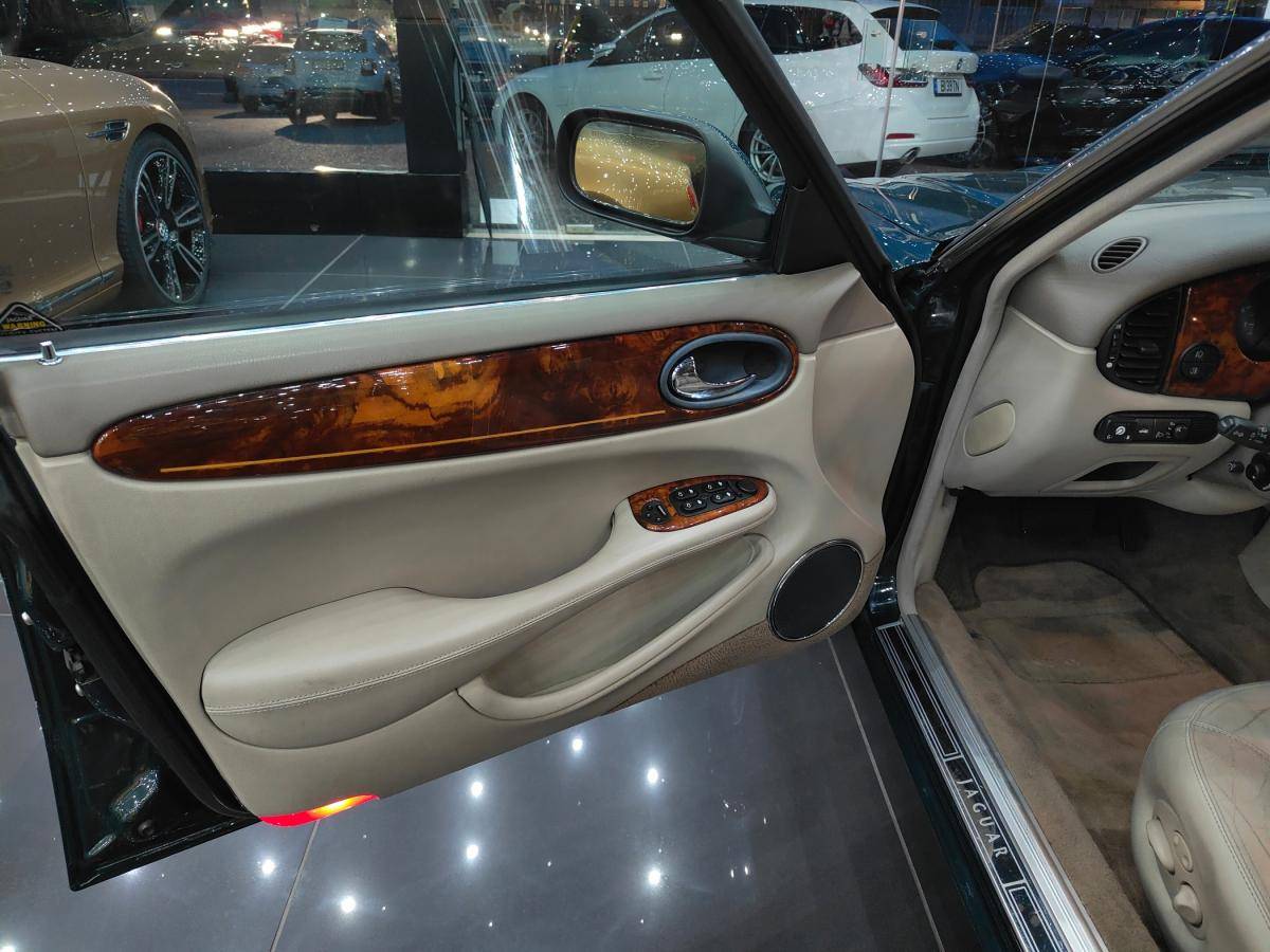 jaguar-xj-2002-gpl-3248cc