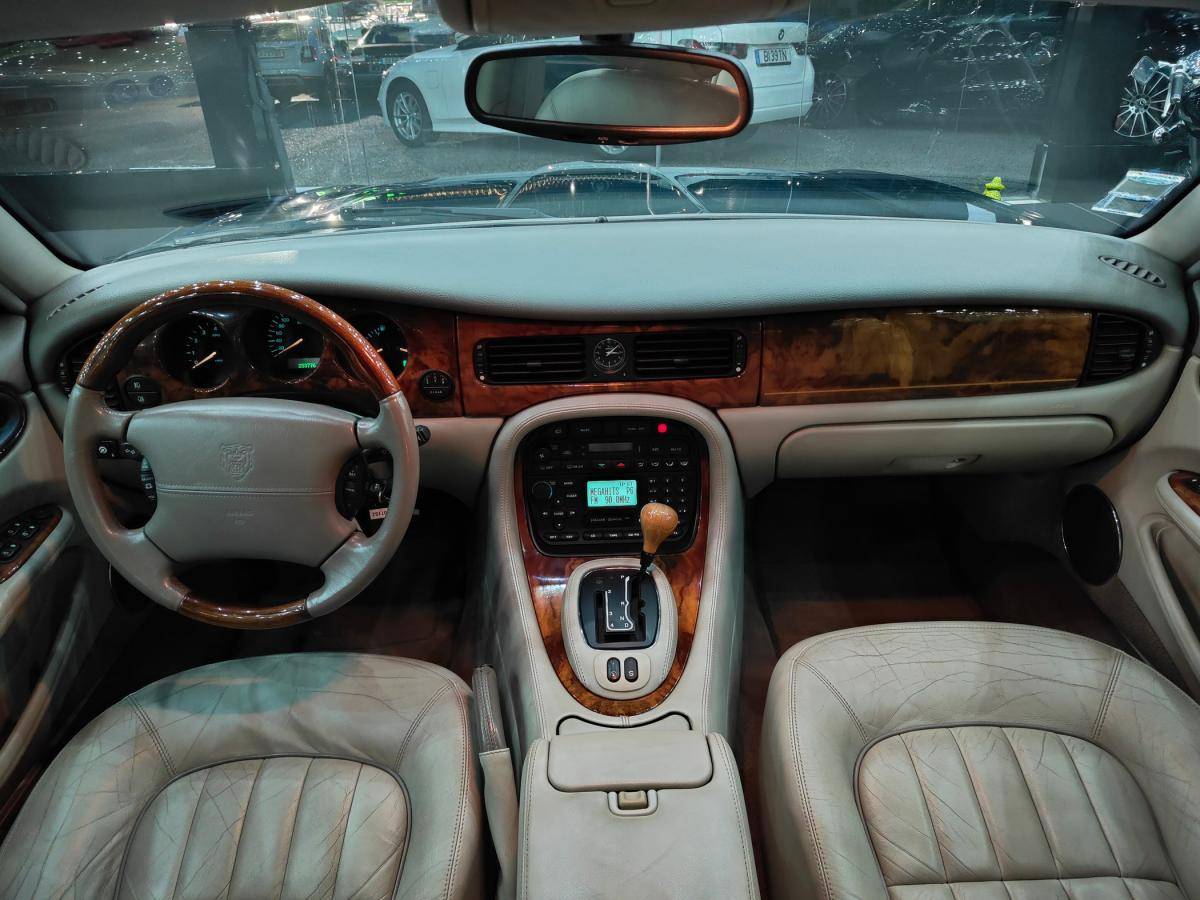 jaguar-xj-2002-gpl-3248cc