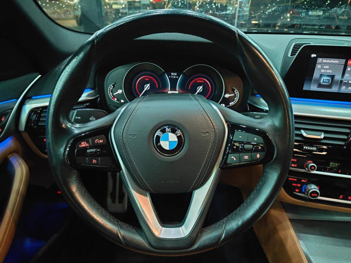 bmw-serie-5-2019-hibrido-a-gasolina-1998cc