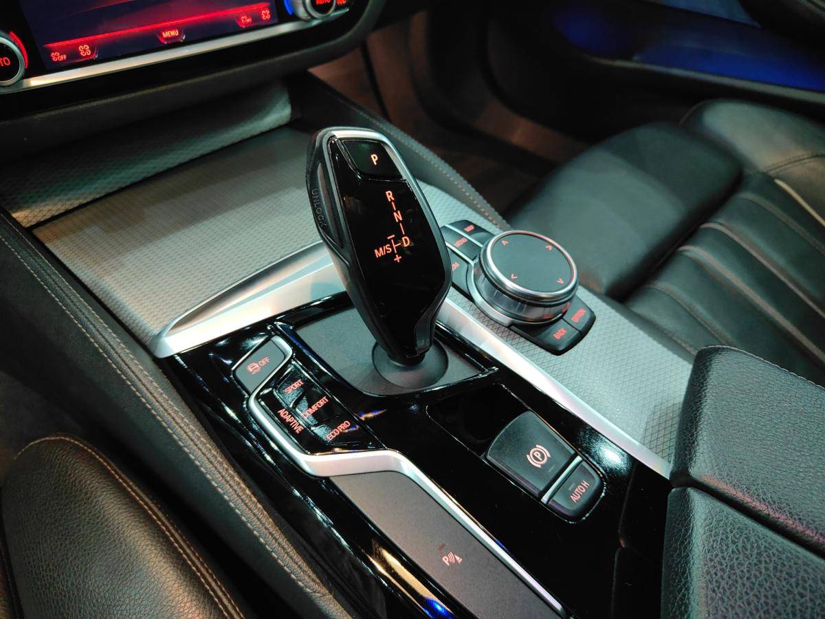 bmw-serie-5-2018-diesel-2993cc