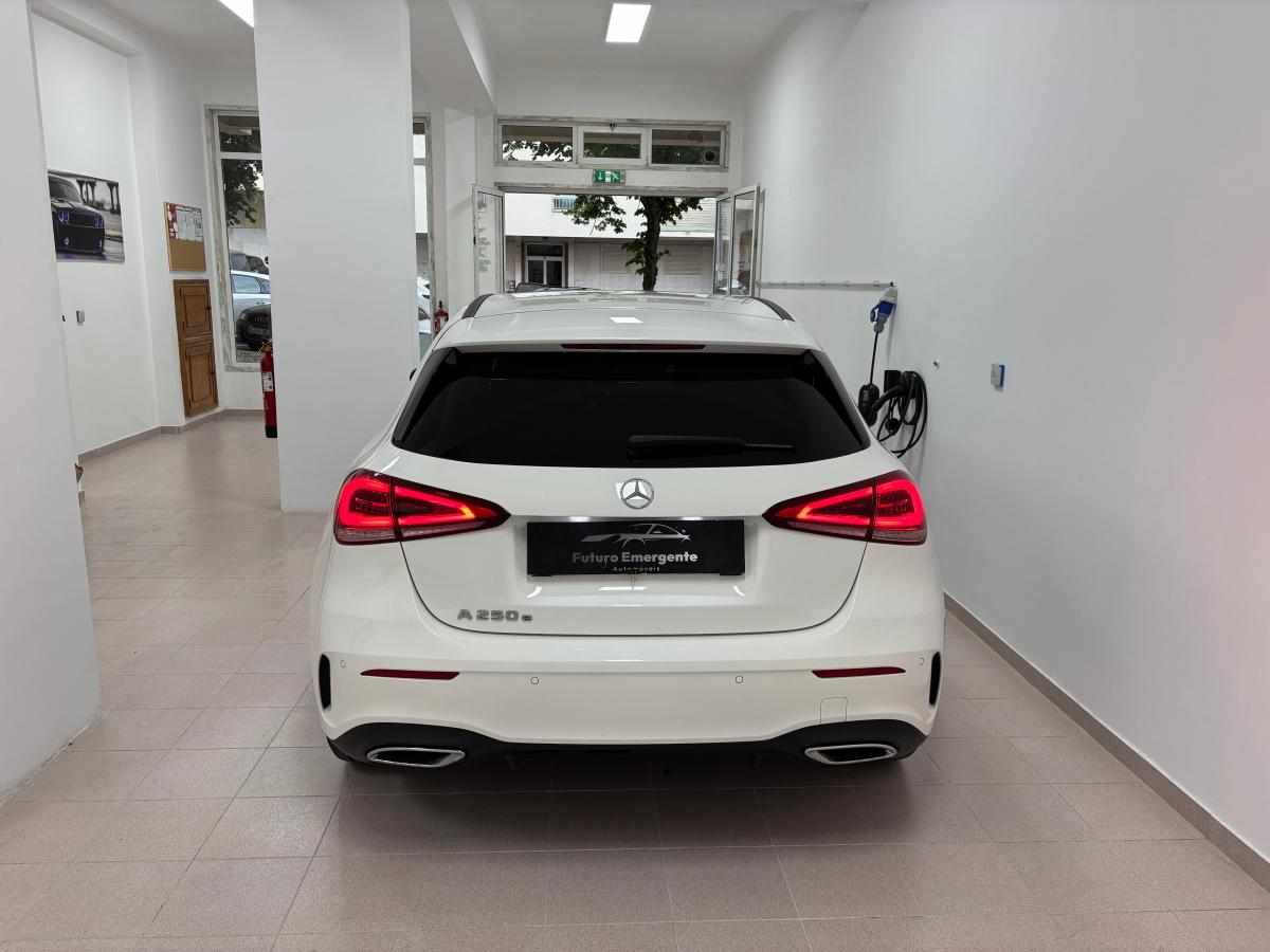 mercedes-benz-classe-a-a-250-e-2021-gasolina-1332cc