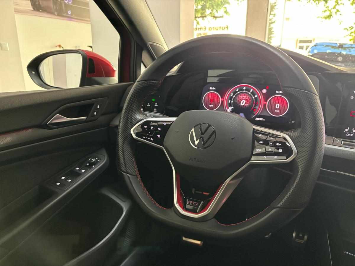 volkswagen-golf-2-0-tsi-2023-gasolina-1984cc