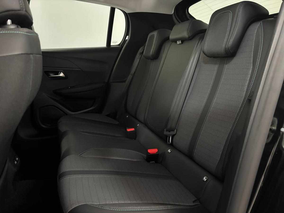 peugeot-208-1-2-puretech-2023-gasolina-1199cc