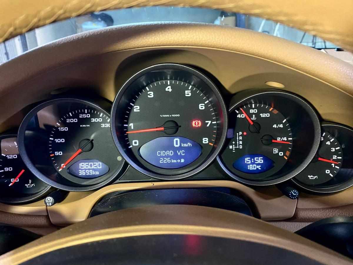 porsche-911-4-2010-gasolina-3614cc