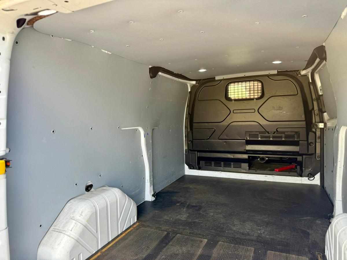 ford-transit-custom-2-0-130cv-2021-diesel-1995cc