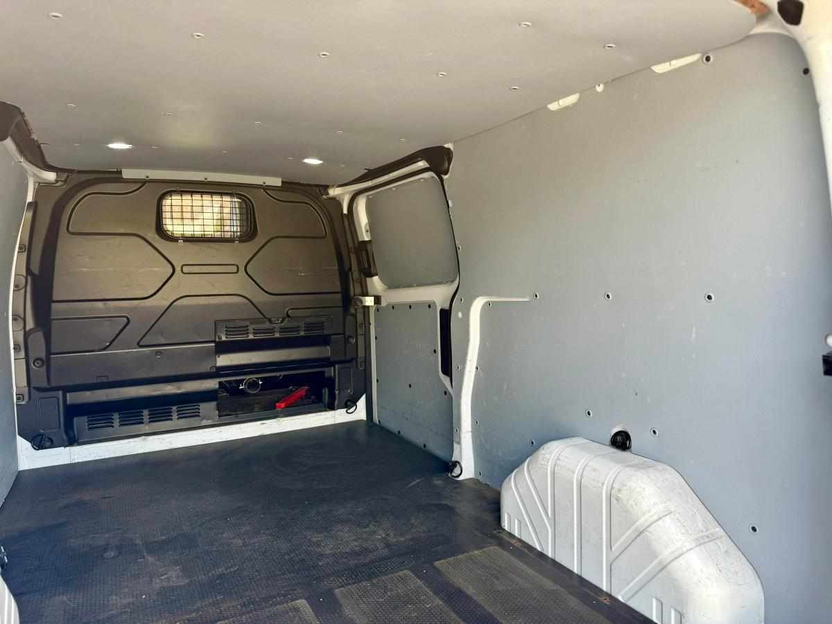 ford-transit-custom-2-0-130cv-2021-diesel-1995cc