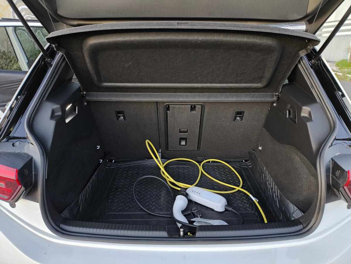 volkswagen-id-3-pro-performance-58-kwh-2021-eletrico