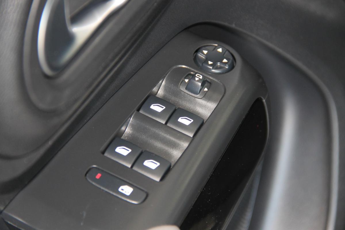 citroen-c5-aircross-2022-hibrido-a-gasolina-1598cc
