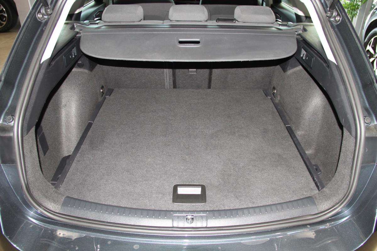 seat-leon-st-2022-diesel-1968cc