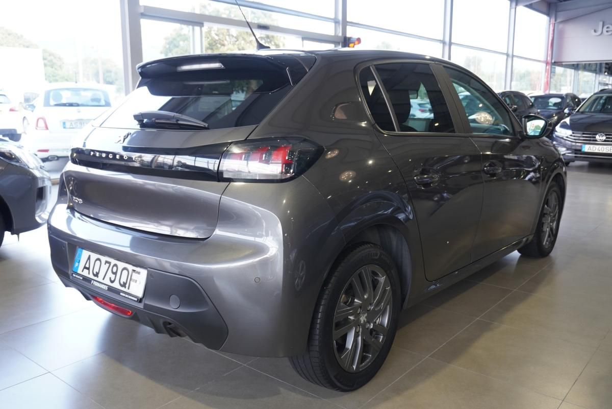 peugeot-208-2022-diesel-1499cc