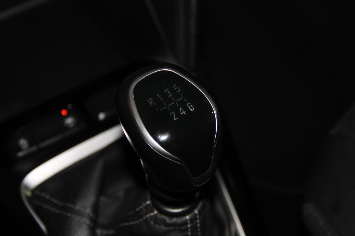 opel-corsa-2023-gasolina-1199cc