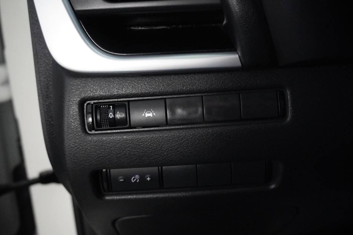 nissan-qashqai-2024-hibrido-a-gasolina-1497cc