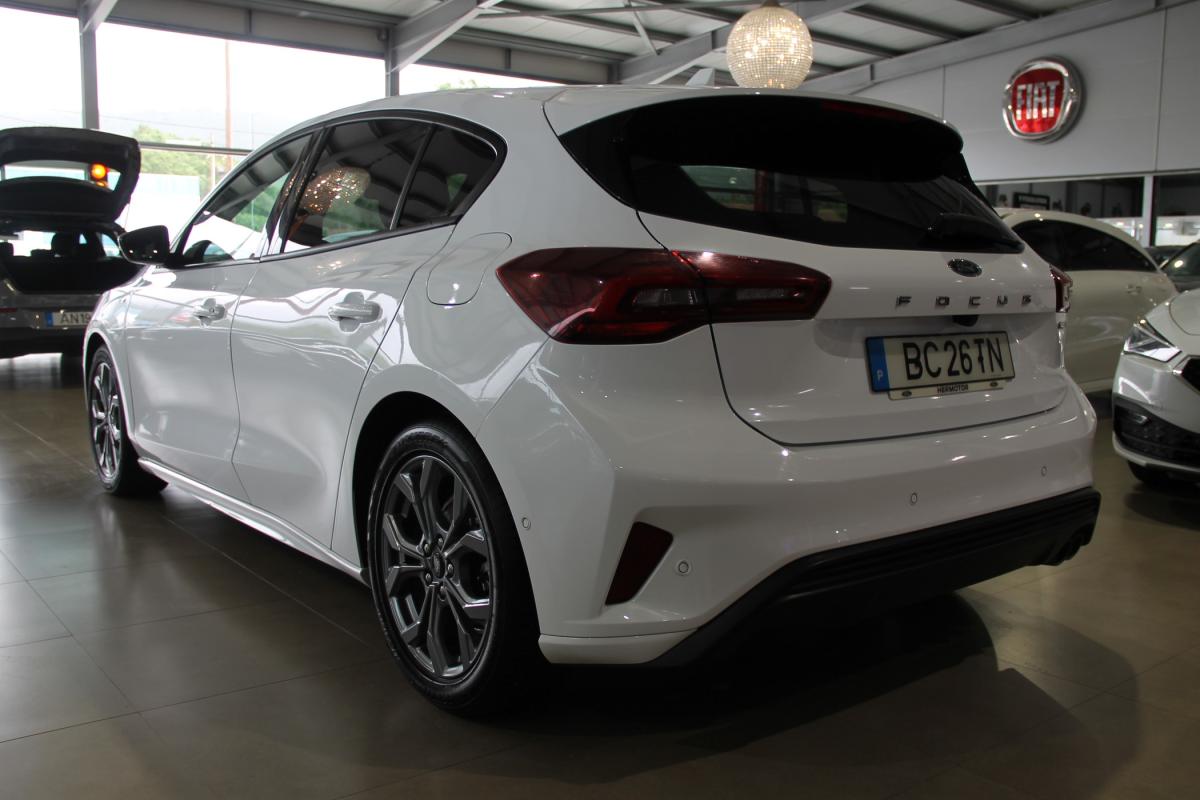 ford-focus-2023-gasolina-998cc