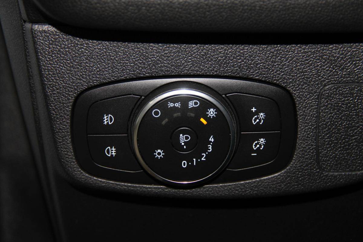ford-focus-2023-gasolina-998cc