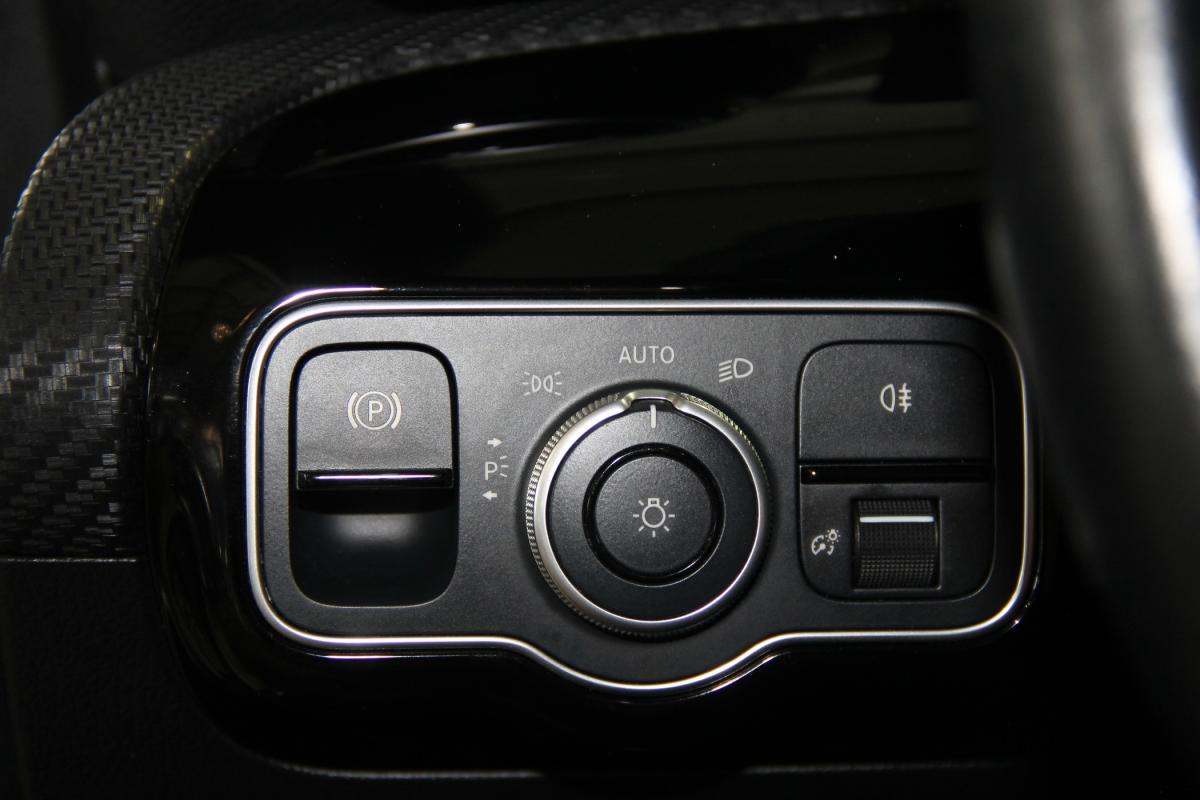 mercedes-benz-cla-2022-diesel-1950cc