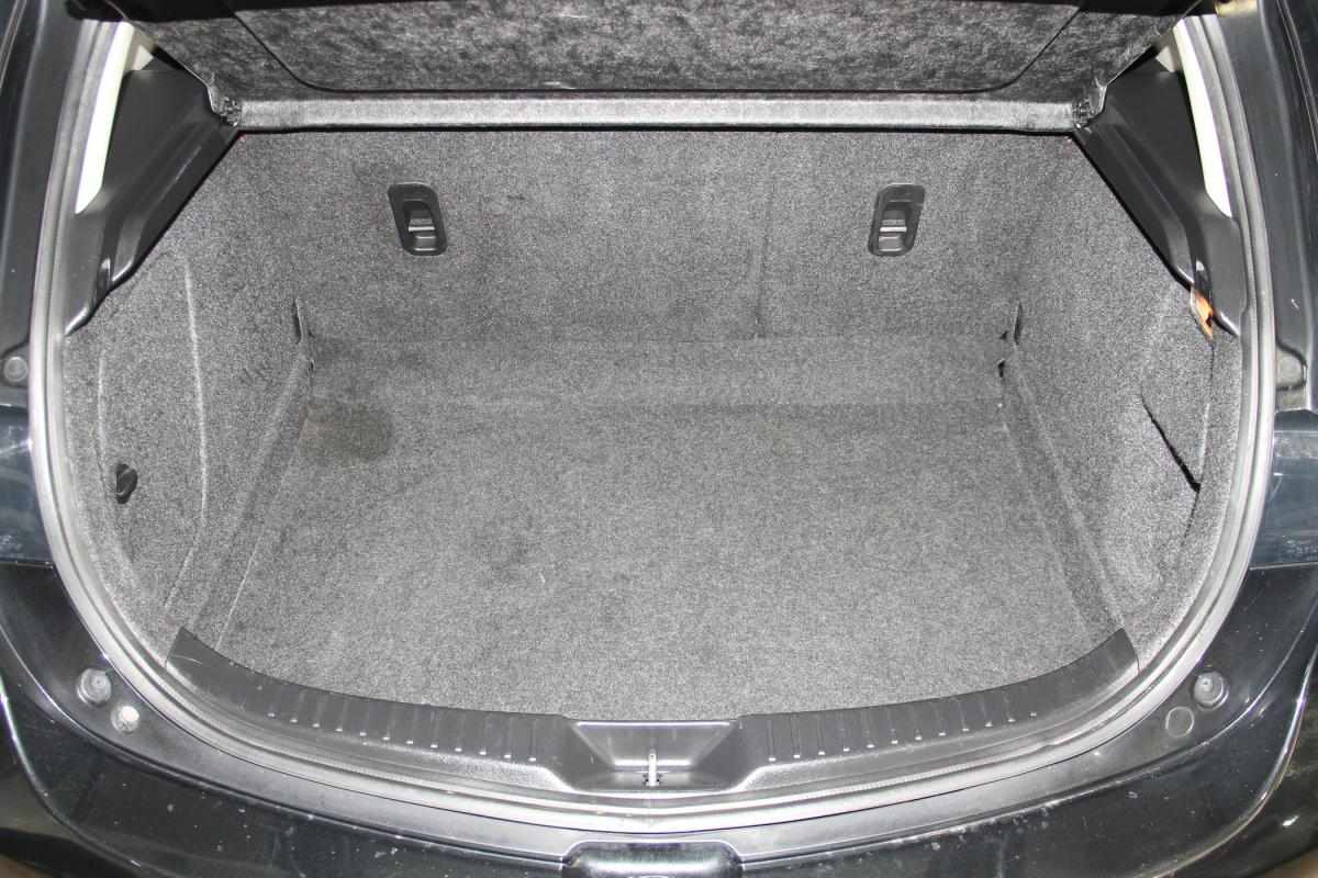 mazda-3-2010-diesel-1560cc
