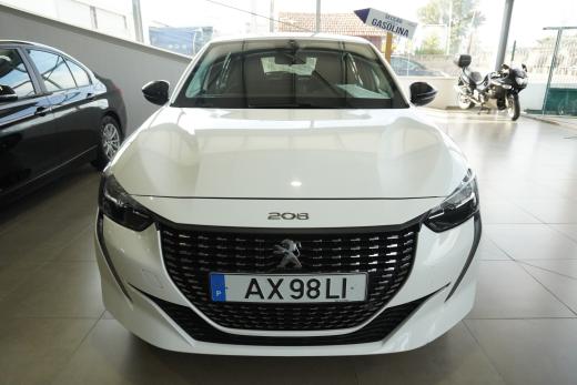 peugeot-208-2023-diesel-1499cc