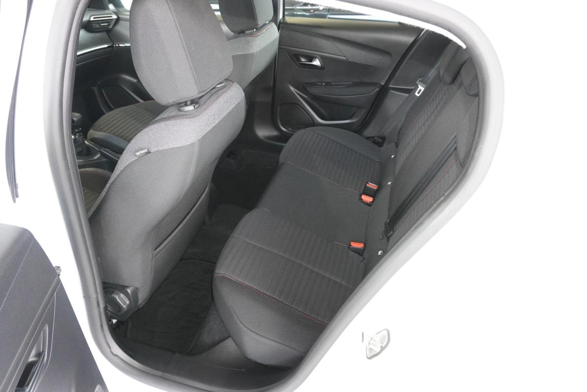 peugeot-208-2023-diesel-1499cc