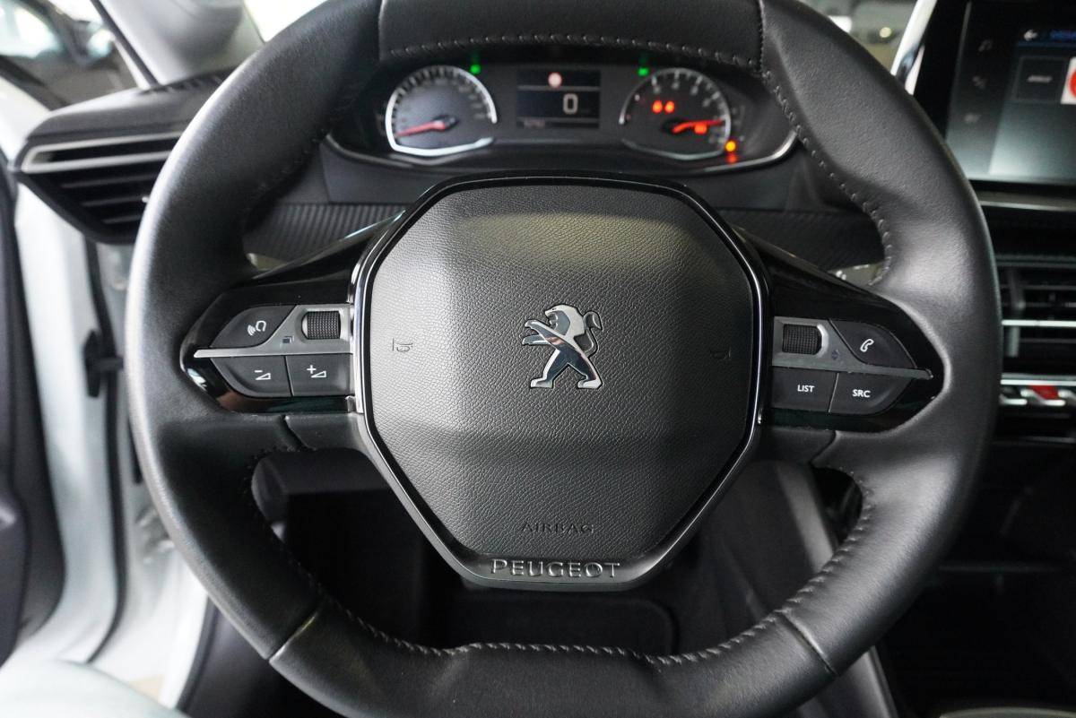 peugeot-208-2023-diesel-1499cc