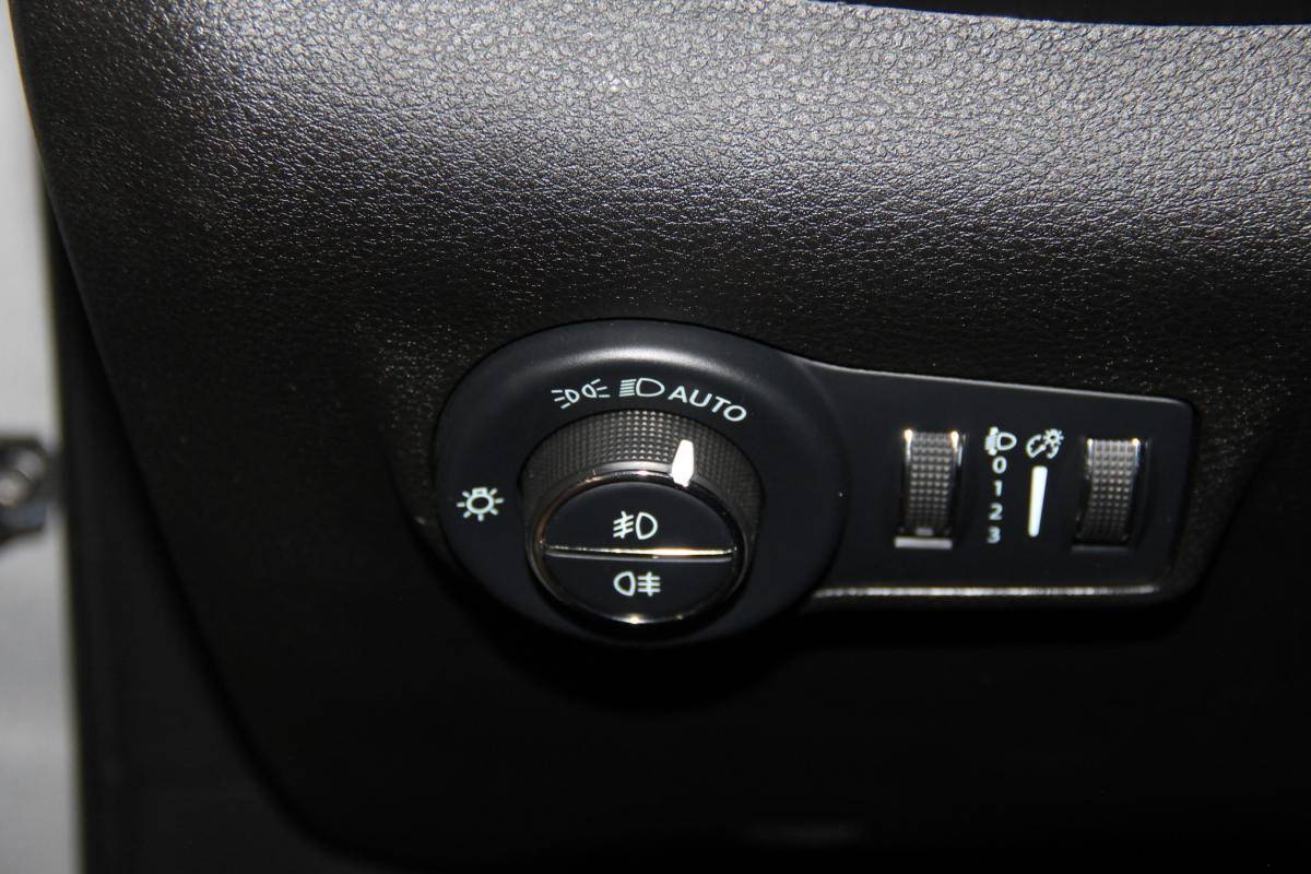 jeep-compass-2022-diesel-1598cc