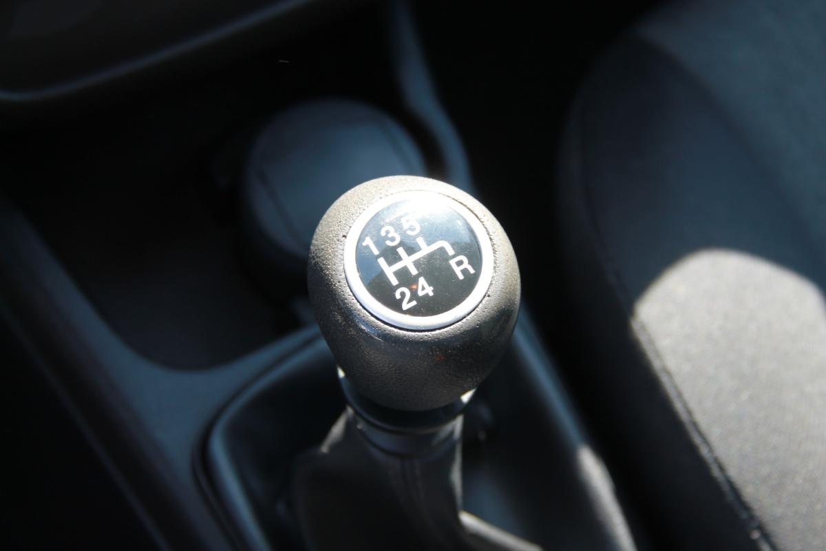 fiat-punto-2016-gasolina-1242cc