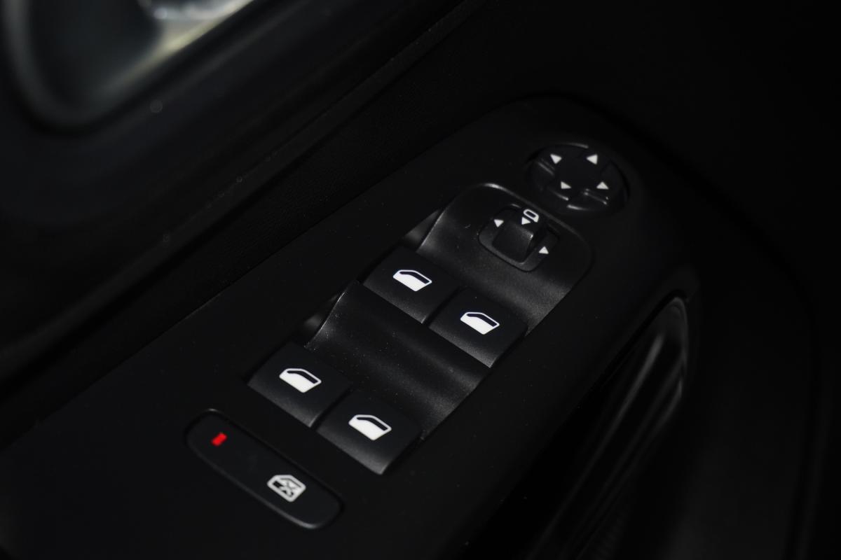 citroen-c5-aircross-2022-hibrido-a-gasolina-1598cc