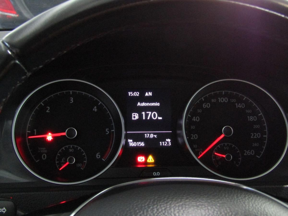 volkswagen-golf-variant-2019-diesel-1598cc