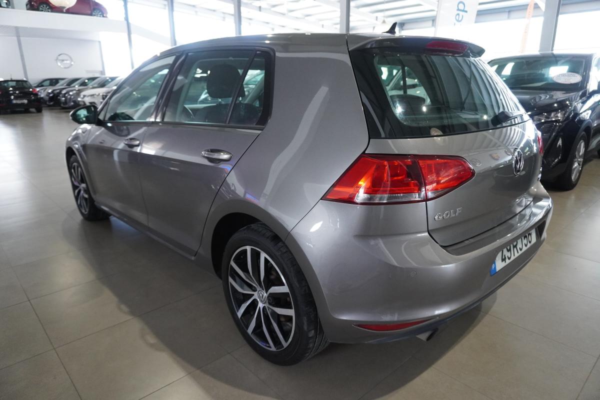 volkswagen-golf-2016-diesel-1598cc