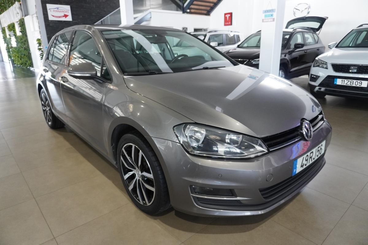 volkswagen-golf-2016-diesel-1598cc