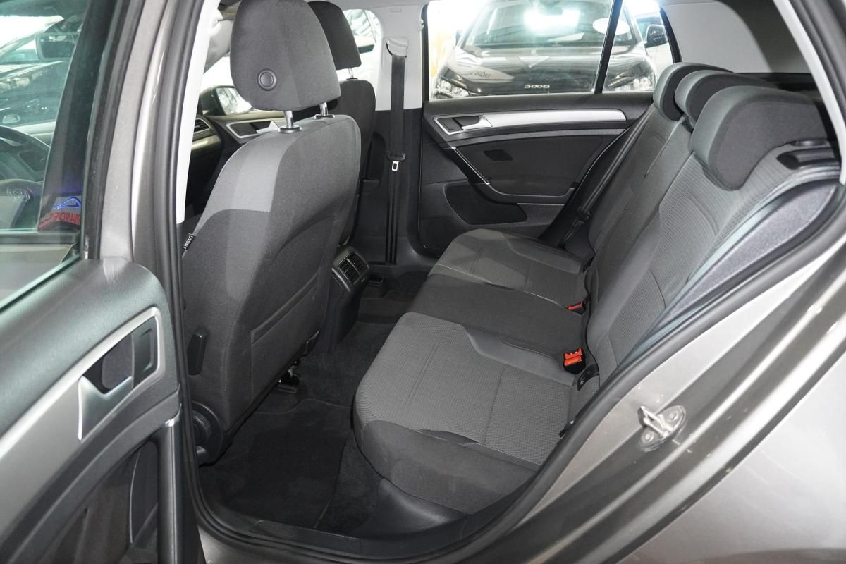 volkswagen-golf-2016-diesel-1598cc