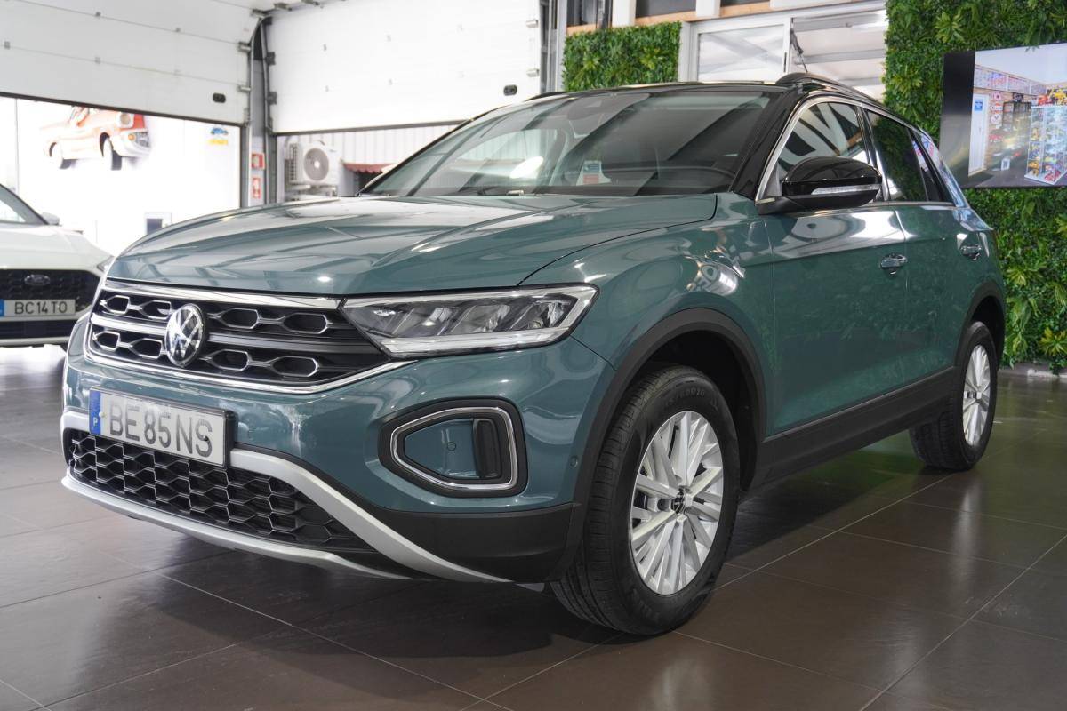 volkswagen-t-roc-2023-gasolina-999cc