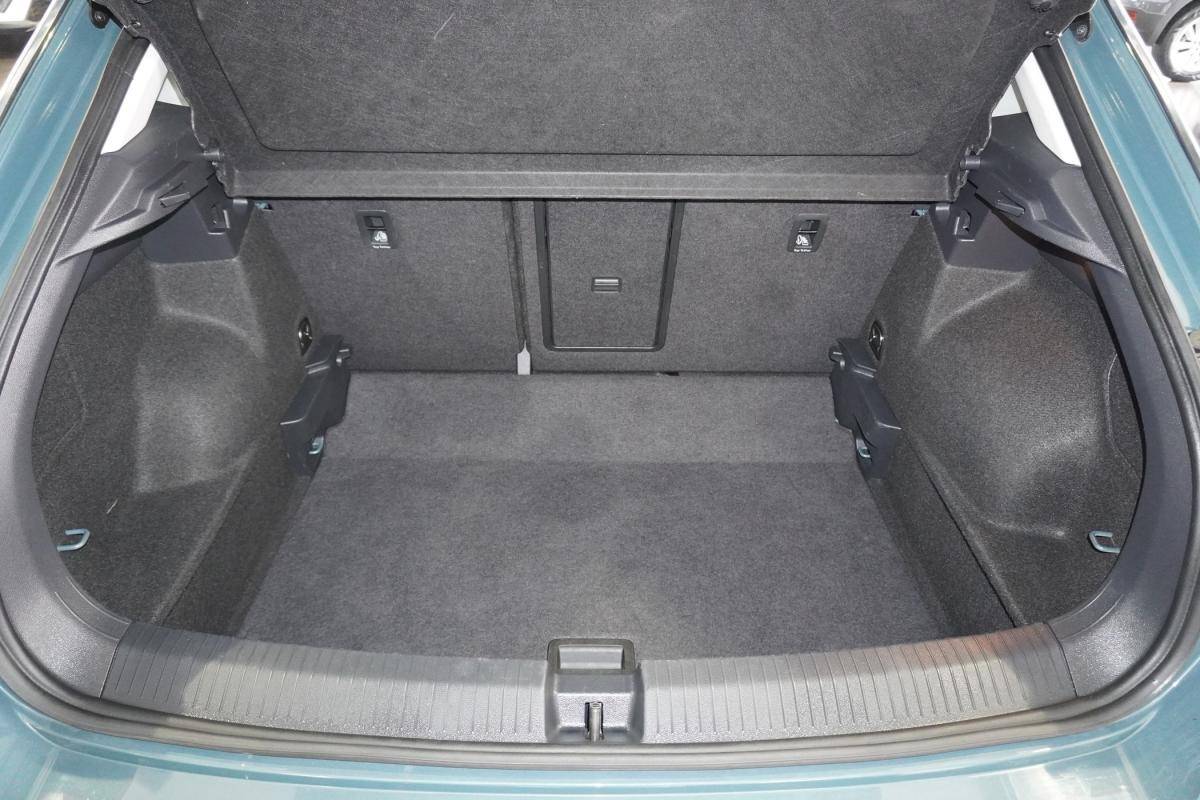 volkswagen-t-roc-2023-gasolina-999cc