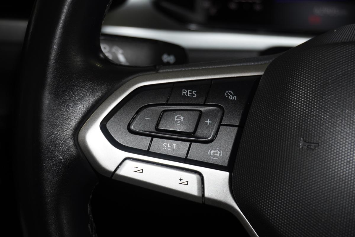 volkswagen-t-roc-2023-gasolina-999cc