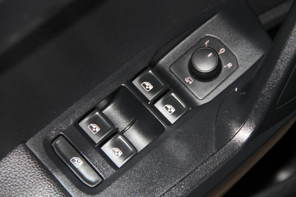 seat-ibiza-2024-gasolina-999cc