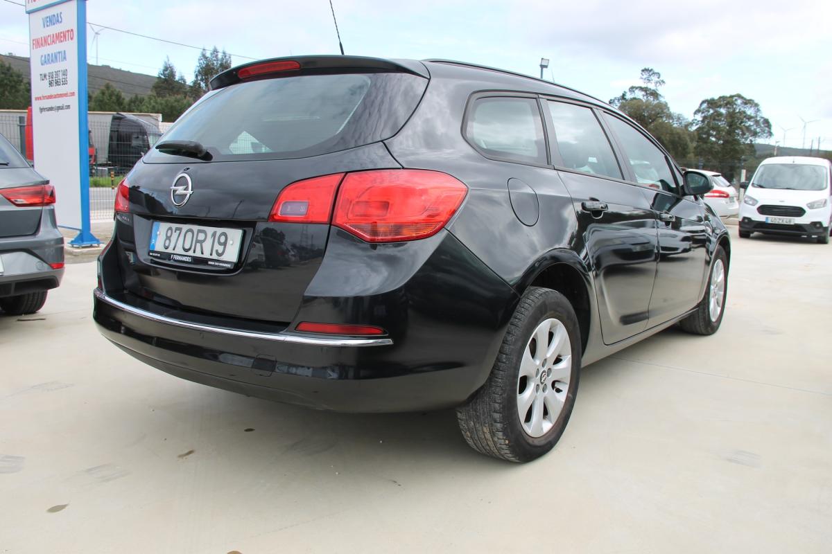 opel-astra-sport-tourer-2014-diesel-1248cc