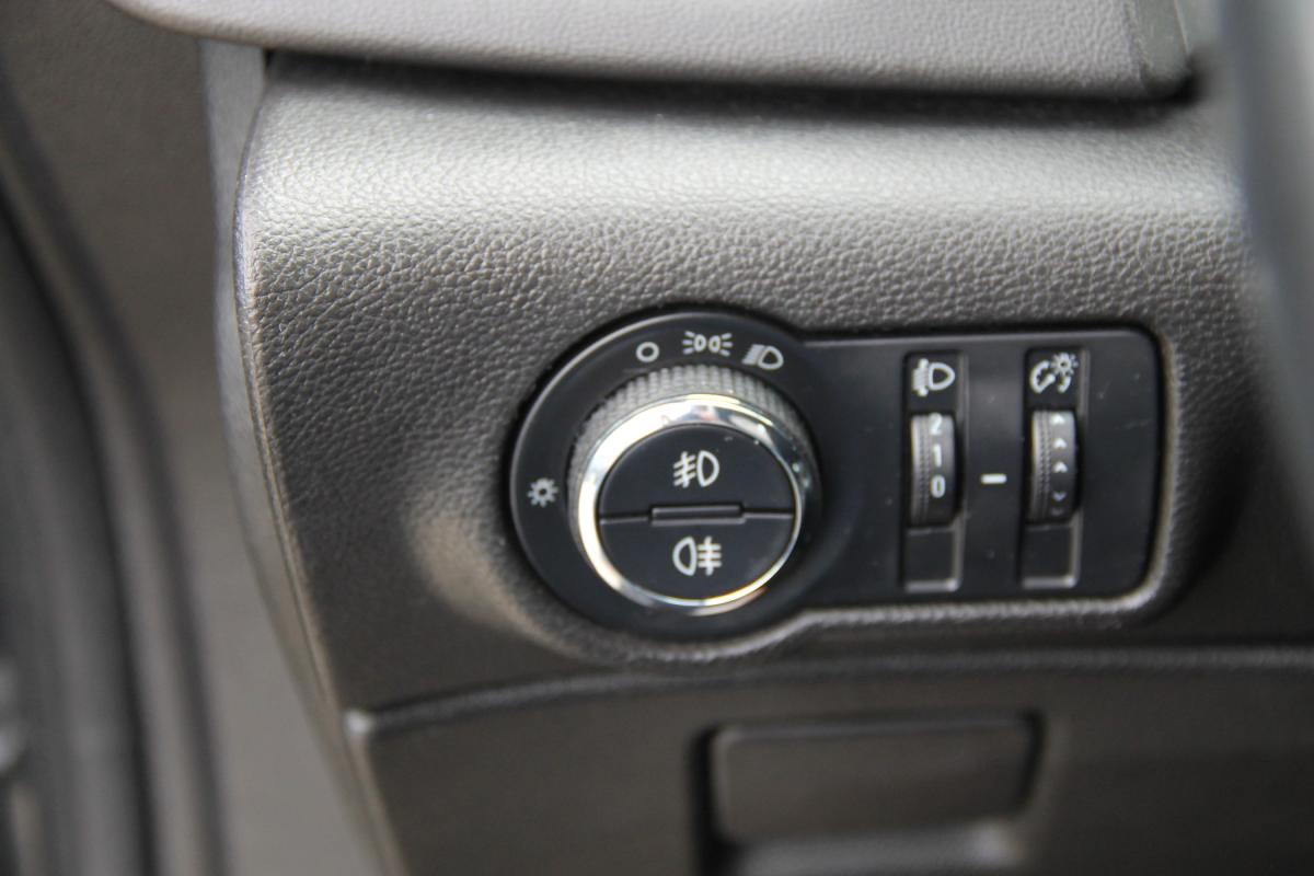 opel-astra-sport-tourer-2014-diesel-1248cc
