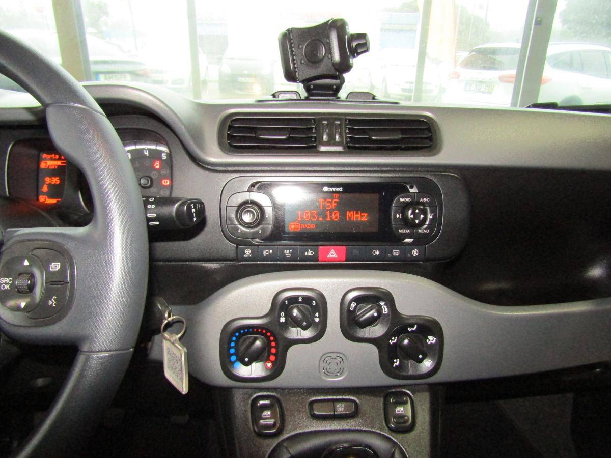 fiat-panda-2022-hibrido-a-gasolina-999cc