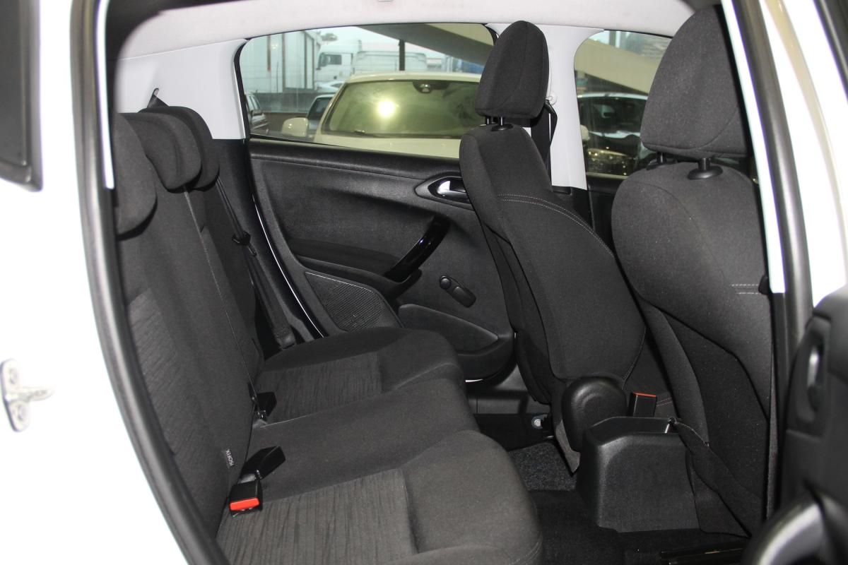 peugeot-208-2017-diesel-1560cc