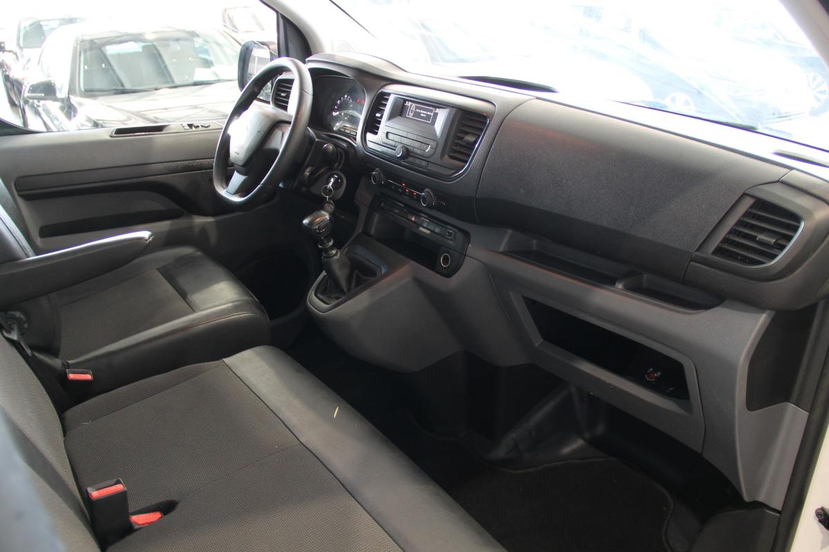 citroen-jumpy-2022-diesel-1499cc