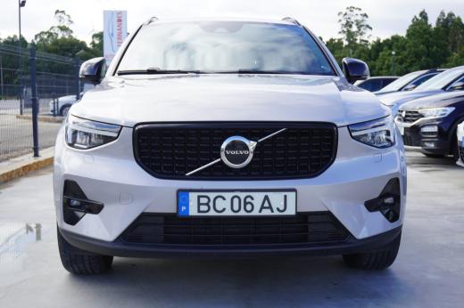 volvo-xc40-2023-gasolina-1477cc