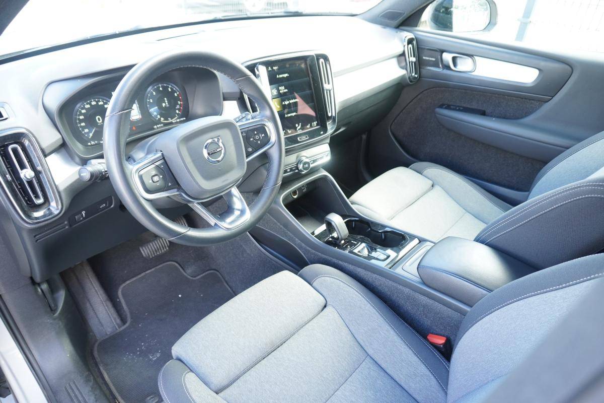 volvo-xc40-2023-gasolina-1477cc