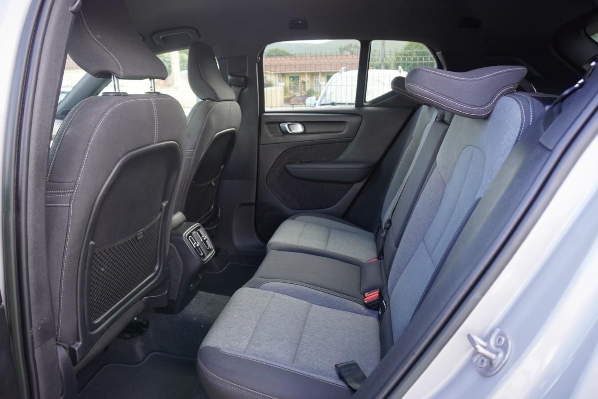 volvo-xc40-2023-gasolina-1477cc