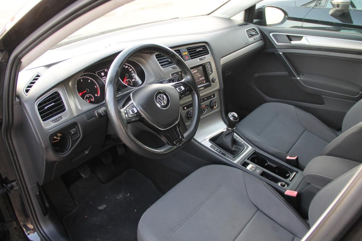 volkswagen-golf-variant-2015-diesel-1598cc