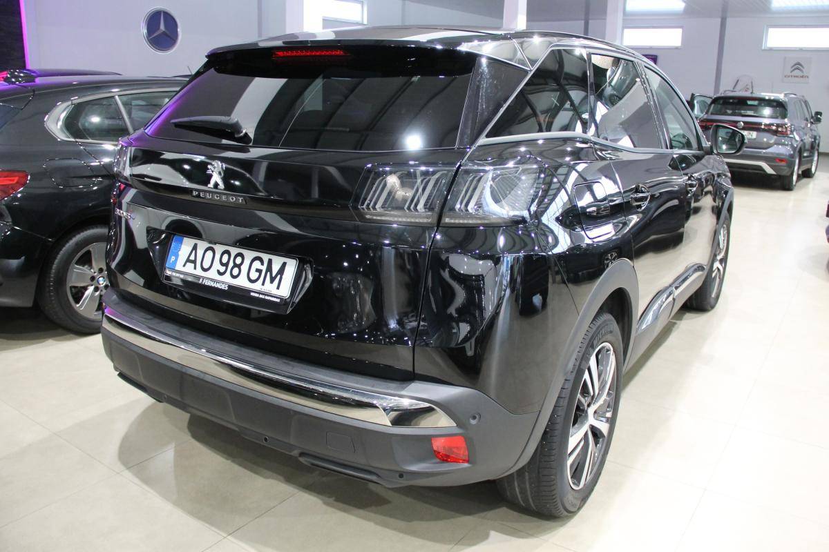 peugeot-3008-2022-diesel-1499cc