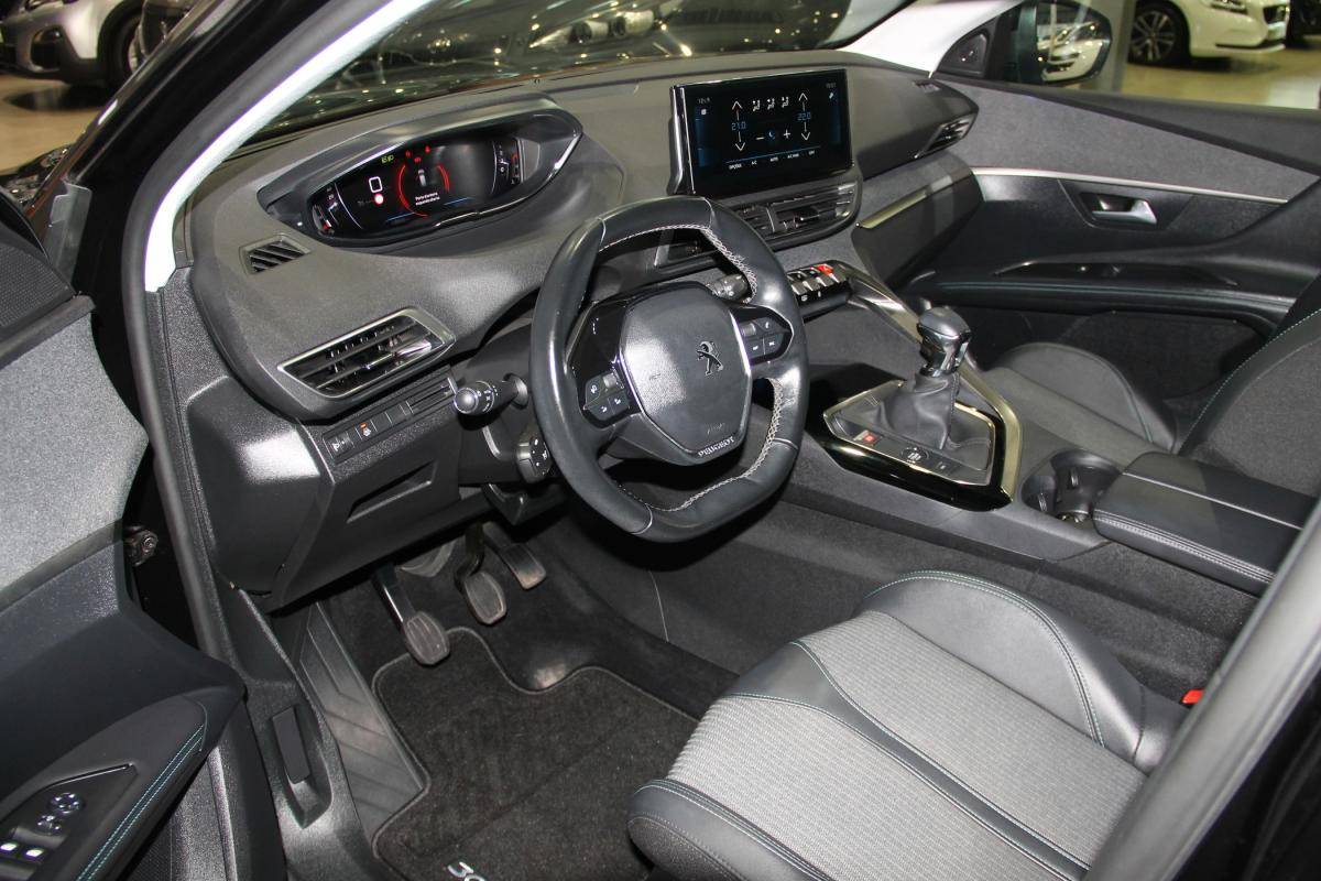 peugeot-3008-2022-diesel-1499cc